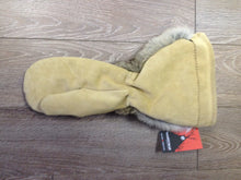 Manitobah Mukluk Mitts